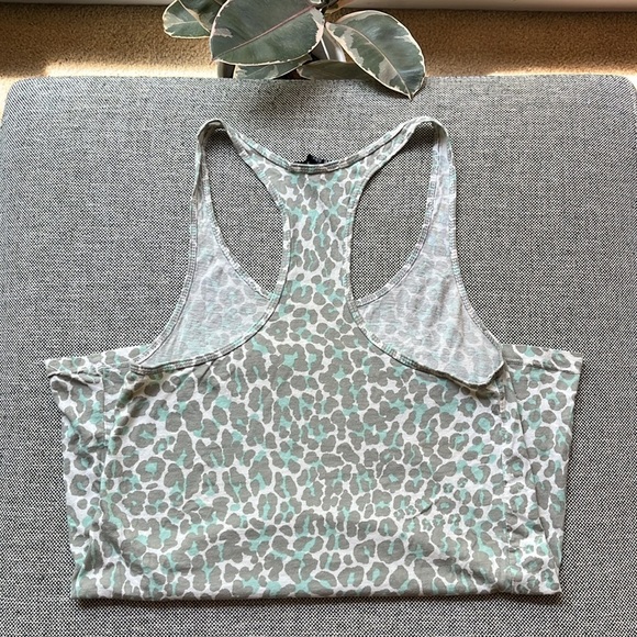Y2K Vintage Urban Outfitters Racer Back Cheetah Print Tank , Size: Small - Picture 4 of 17